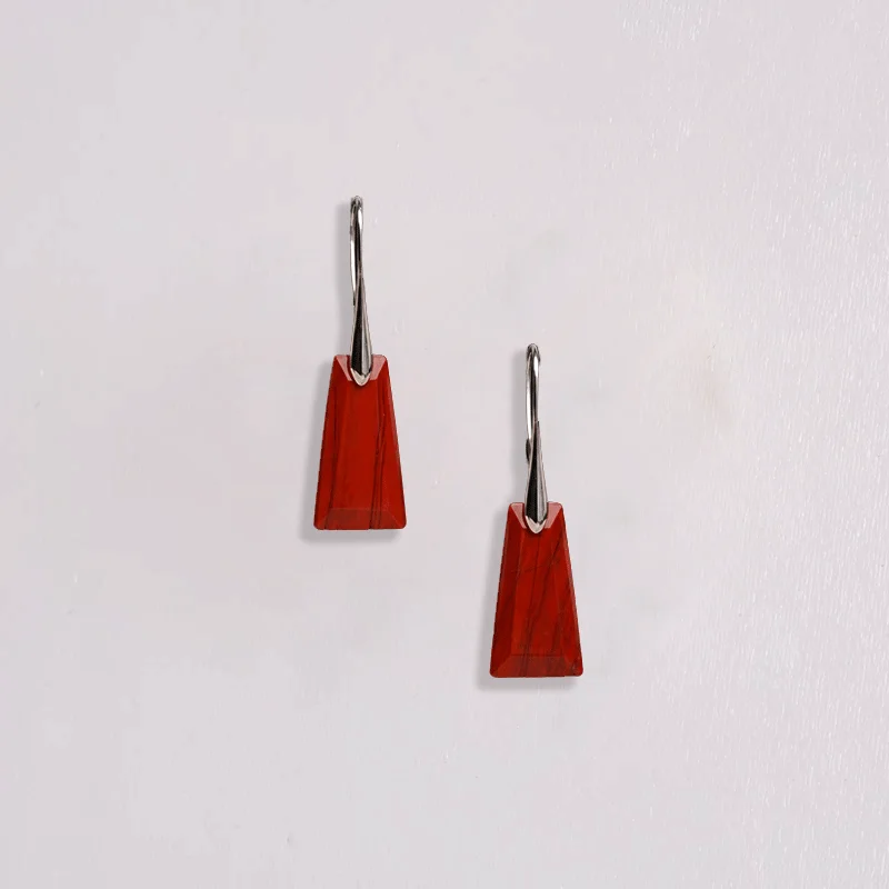 collection-de-bijoux-d'oreille-retro-elegante-accessoire-exclusif-et-style-pour-l'ete-2026-–-boucles-d'oreilles-tendance-pour-femmes