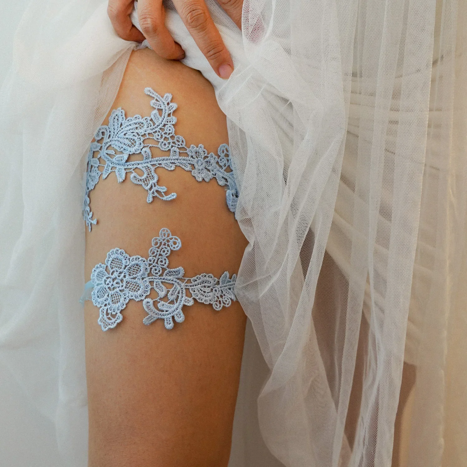 Sky Blue Lace Garters 2 ชิ้น/เซ็ตยืดหยุ่น Appliques ต้นขาแหวนขาอุปกรณ์เสริมสําหรับเจ้าสาวเพื่อนเจ้าสาว 2024