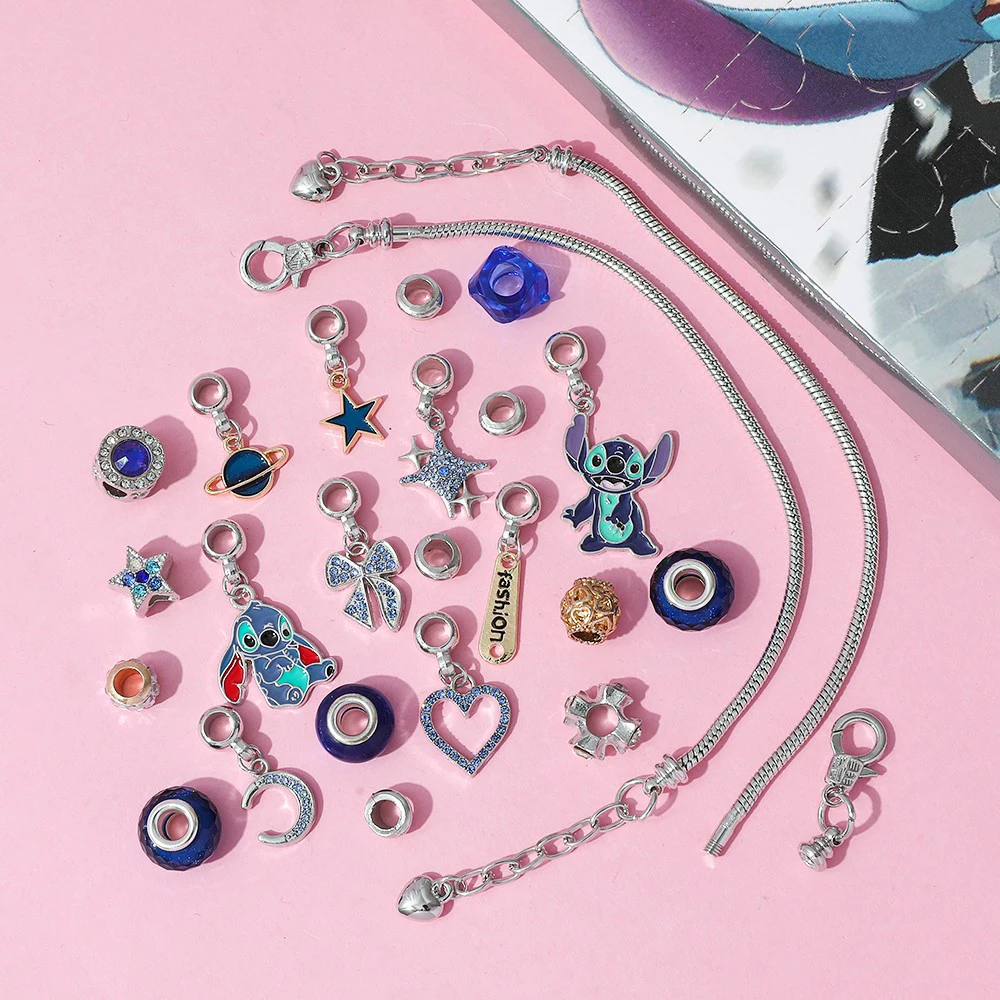Disney Lilo & Stitch Fashion Advent Surprise Blind Box DIY Stitch Charms Armband voor meisjes Verjaardag Leuke speelgoedcadeaus
