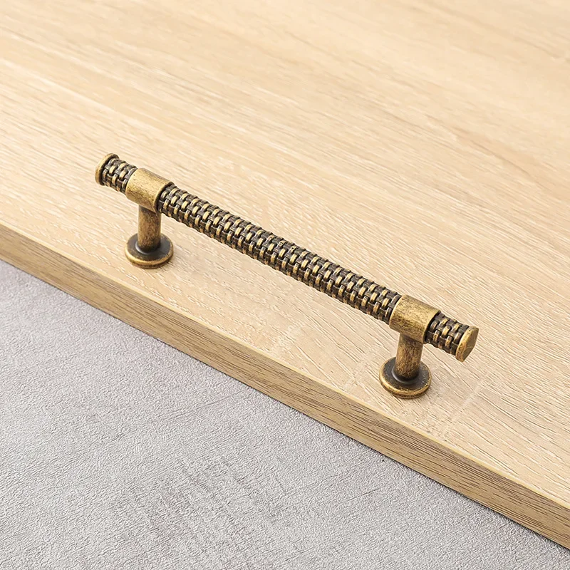 

YM Modern Light Luxury Antique Bronze Wardrobe Door Handle Vintage Single Hole Drawer Cupboard Wine Cooler Pulls Simple Design