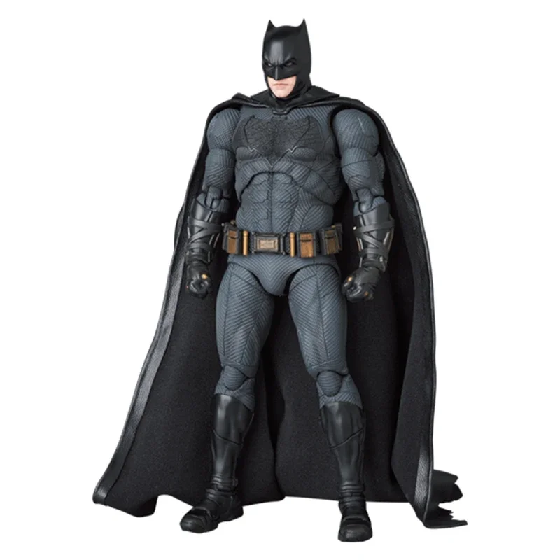 Original Medicom Toy Zack Snyder's Justice League Mafex No.222 Batman mafex 222 In Stock Anime Action Collection Figures Model