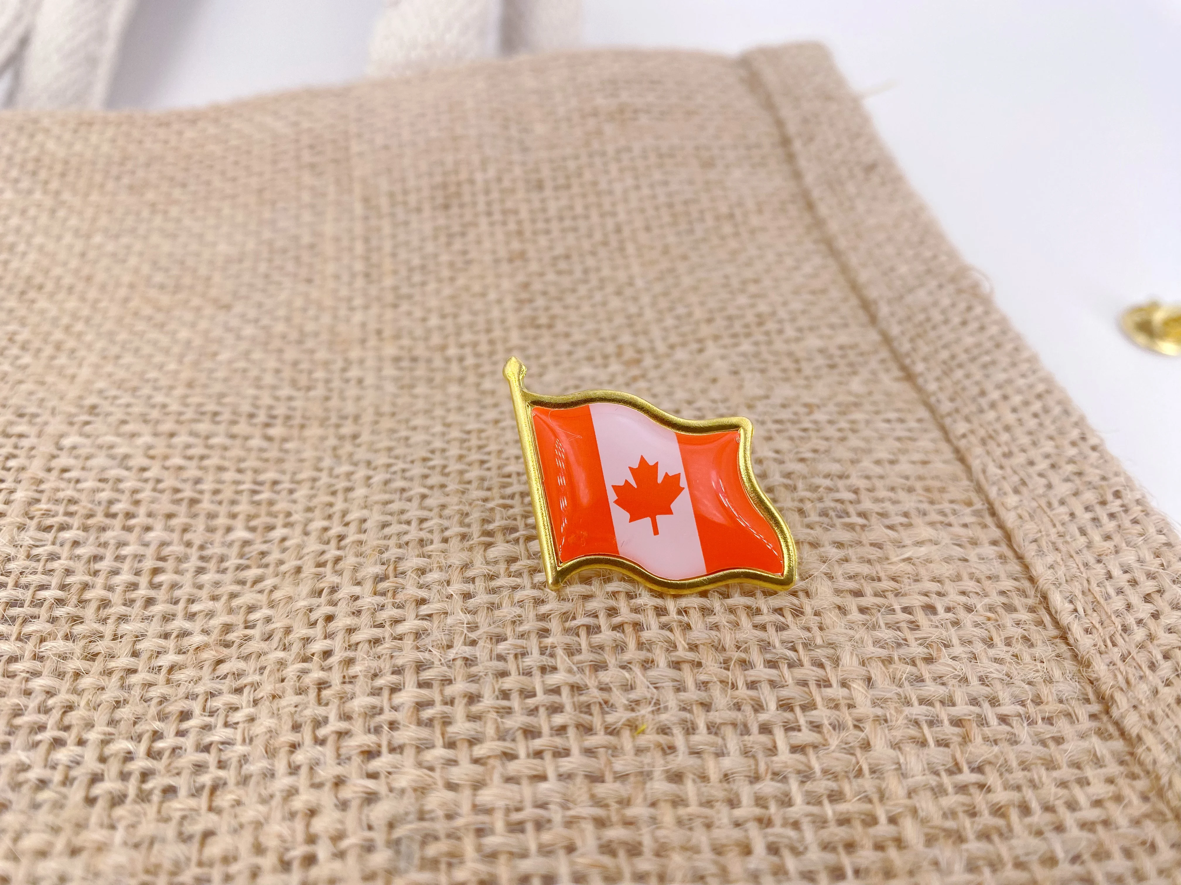 캐나다 국기 옷깃 핀 - 대량 팩 캐나다 국가 상징 배 - Home Decor Canada 리뷰 및 가격