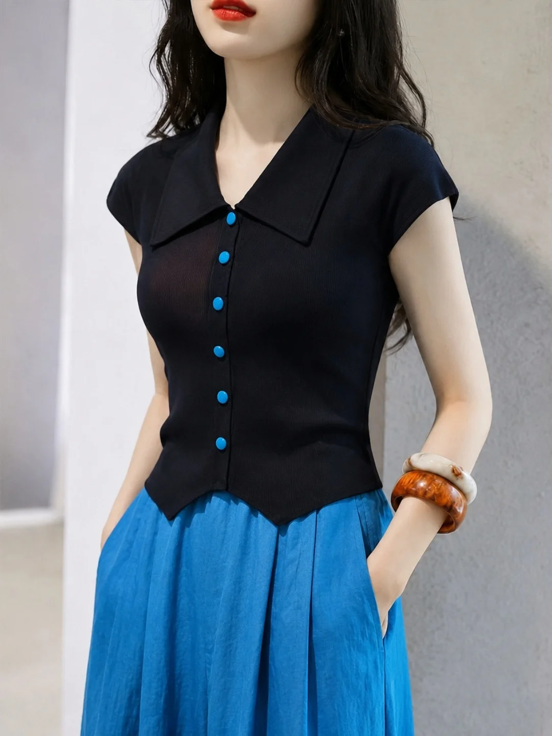 Chic Single Button Design Ice Silk Knitted Top Short Sleeve Slim Fit Summer Versatile Women's Fashion Korean Style Straight Cut