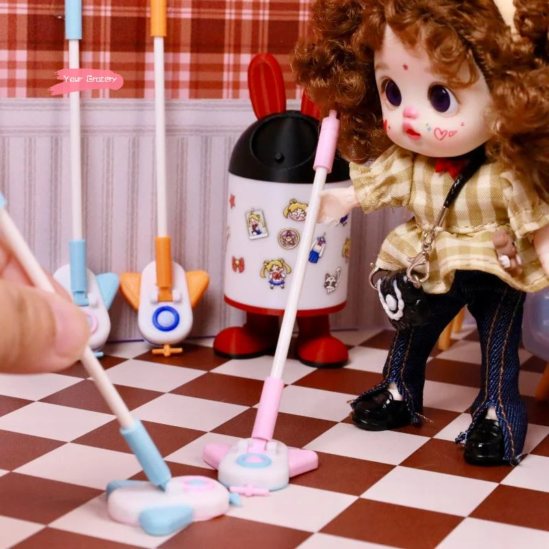 1 個ミニチュアドールハウスちりとりシミュレーションモデル航空機モップ人形アクセサリー DIY 装飾クリエイティブプレイセット用