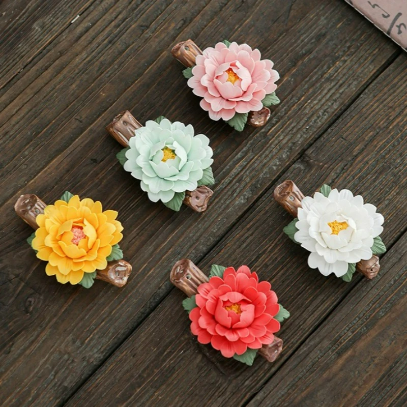 

Ceramic Peony Flower Incense Holder Incense Burner Decorative Traditional Handcrafted Burner Flower Home Office Table Decoration