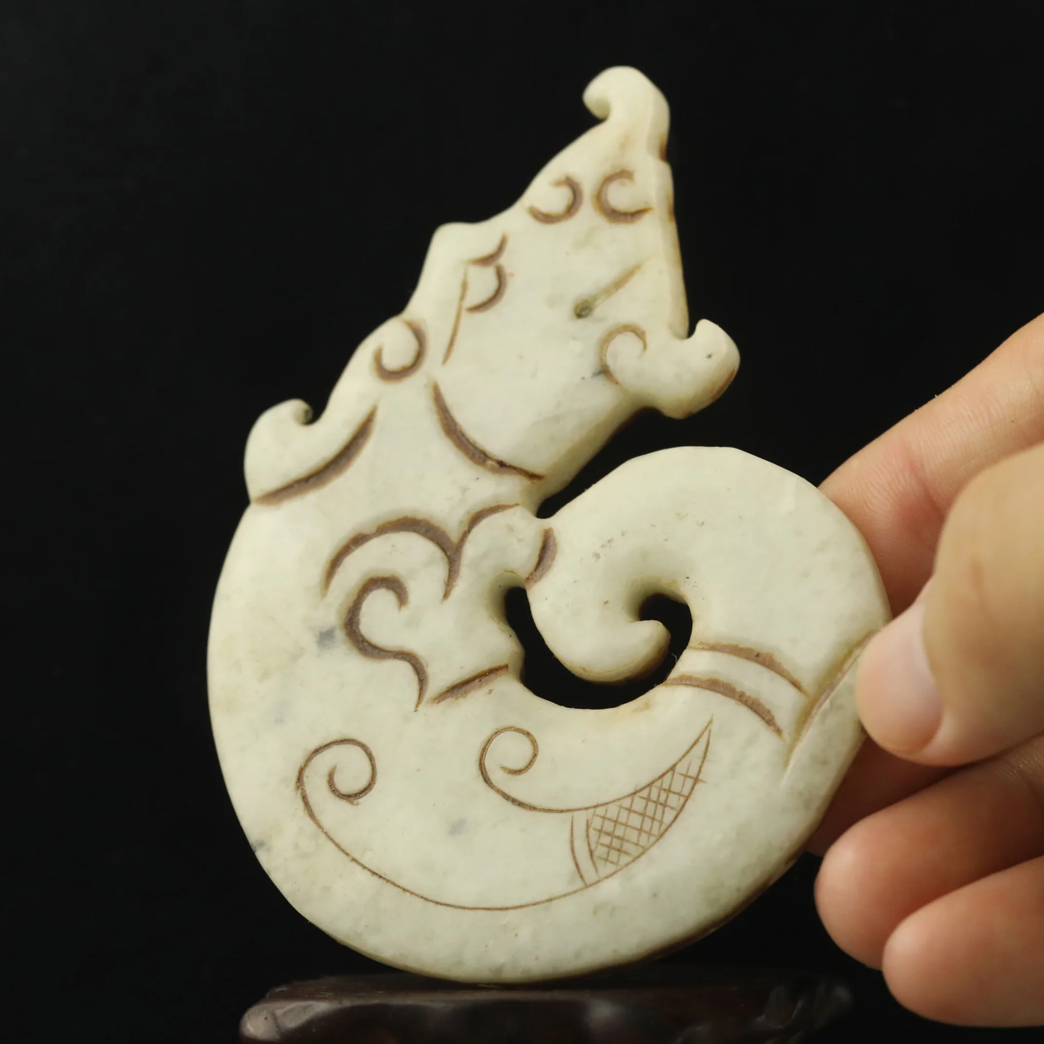 Old China natural jade hand carved statue dragon pendant d16