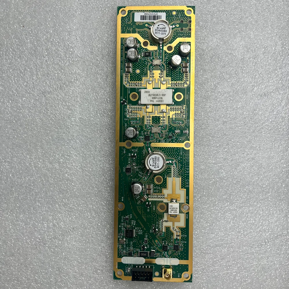 1pcs RF Power Amplifier Board, 3.4‑3.8GHz Circulator, PE42423MLBA 50Ω SPDT RF Switch, BLF9G38‑10G Driver, BLF9G38LS‑90P, 28V