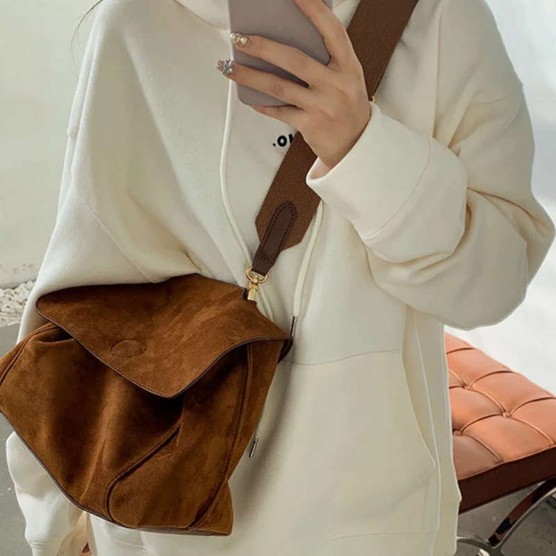 Trendy Women Korean Streetwear Crossbody Bag Y2k Aesthetic Casual All Match Handbags Fashion Solid Vintage Shoulder Bags Female