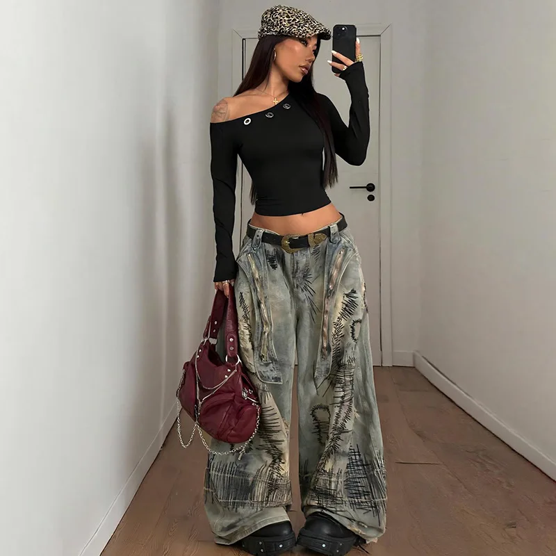 Women Asymmetric Off Shoulder Long Sleeve Crop Top Eyelet Metal Ring Decor Slim Fitted Y2K Gothic Tee Solid Black Casual Streetw