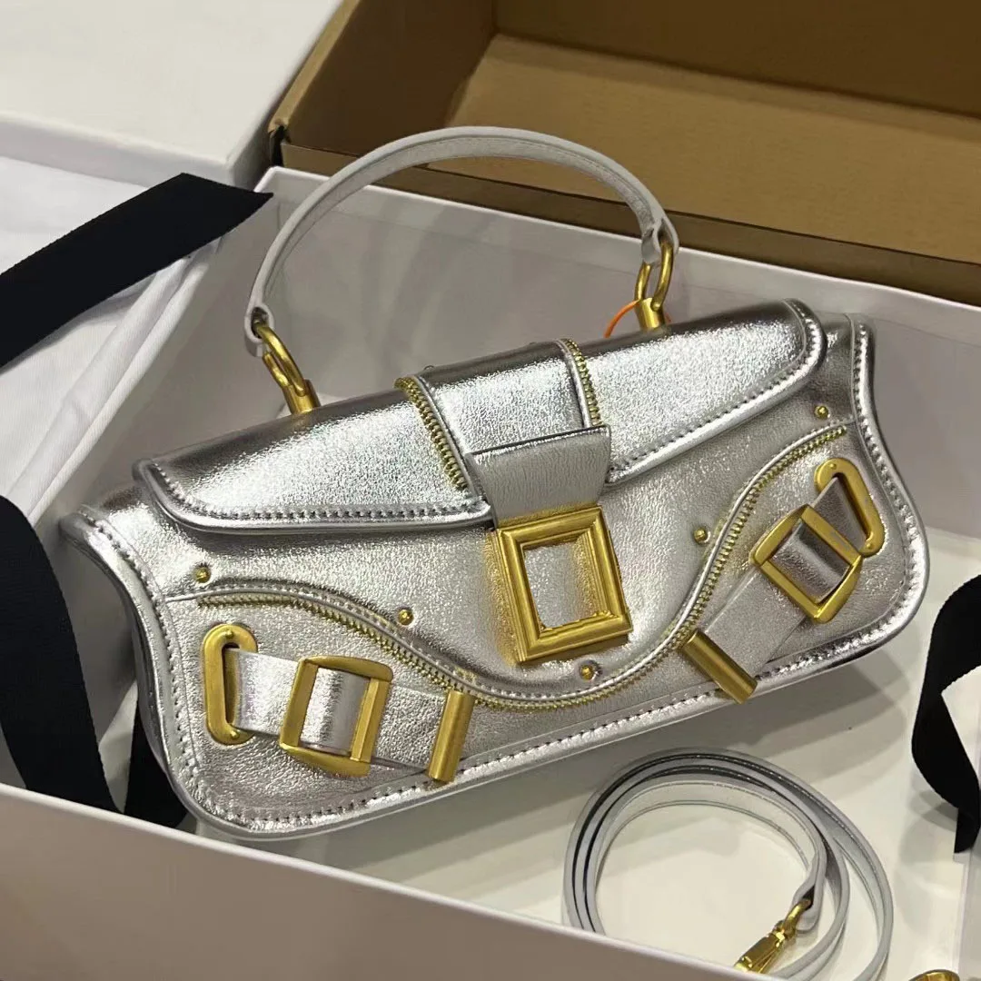 2024 Summer New Simple and Trendy Handheld Crossbody Bag with Metal Decoration Fashion Women's Bag