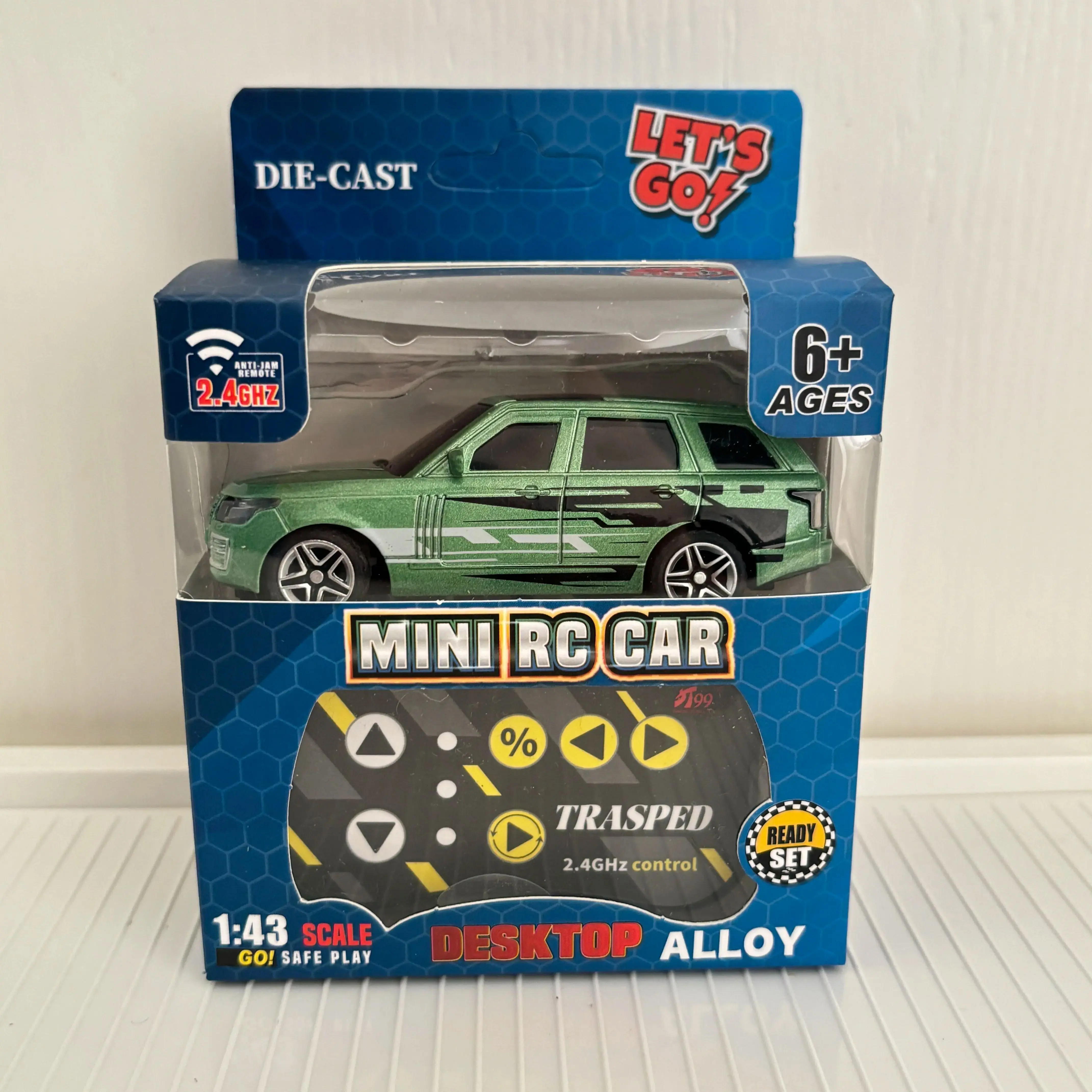 

Миниатюрная радиоуправляемая машинка 1:43 из сплава, высокоскоростная, с LED-подсветкой, игрушка-подарок для мальчиков