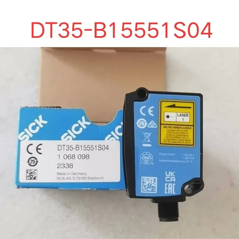 Brand-new DT35-B15551S04 sensor 1068098 Fast shipping