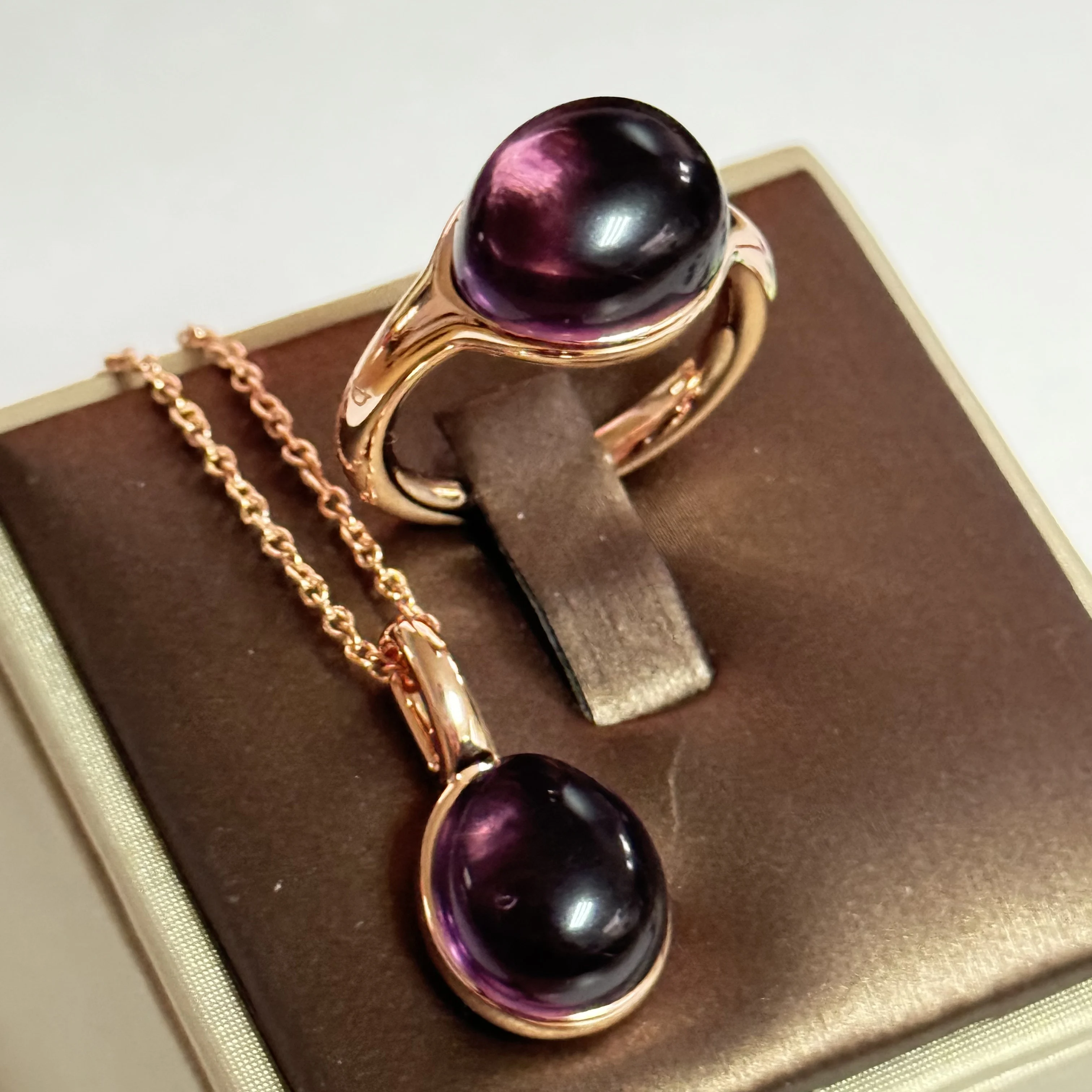 

2Pcs/Set Classic Jewelry Set 12X10mm Ring and Necklace Jewelry Set WaterDrop Crystal Pendant Amethyst Red Blue Crystal Bijoux