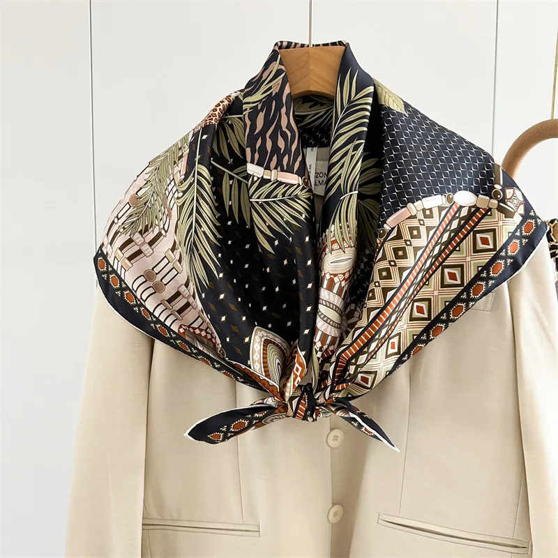 Саржевый шелковый шарф 90 см