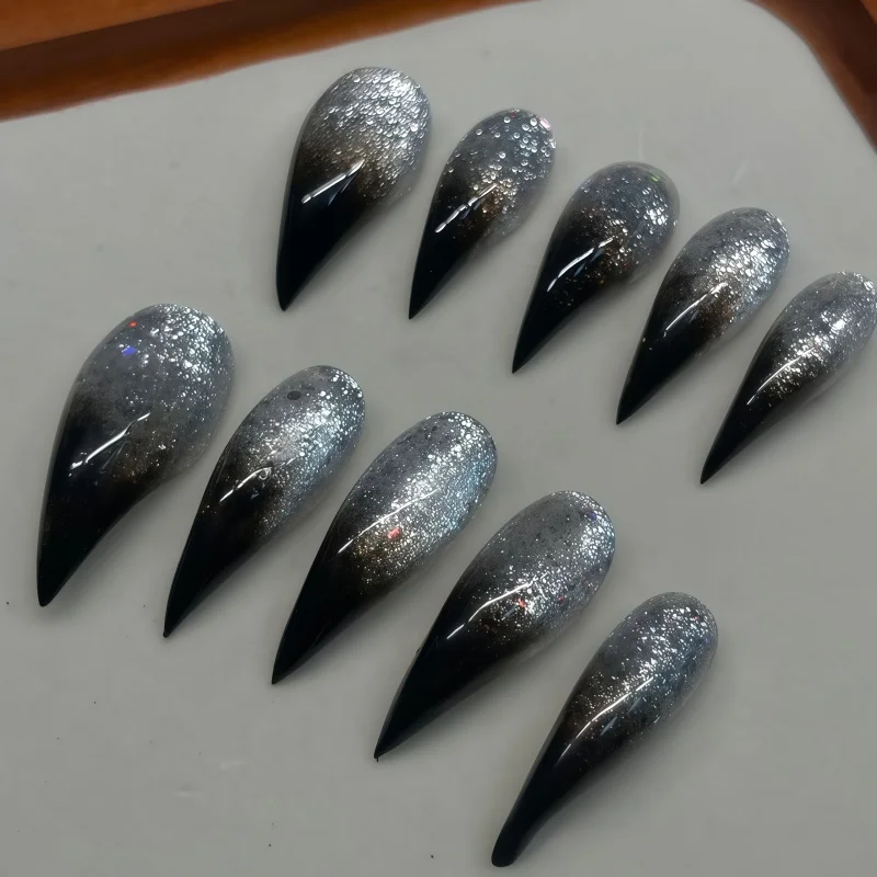 10-pecas-de-adesivos-de-unhas-estilo-longo-pontas-de-unhas-com-gradiente-preto-e-prateado-acessorios-de-unhas-reutilizaveis-e-modernos-para-mulheres