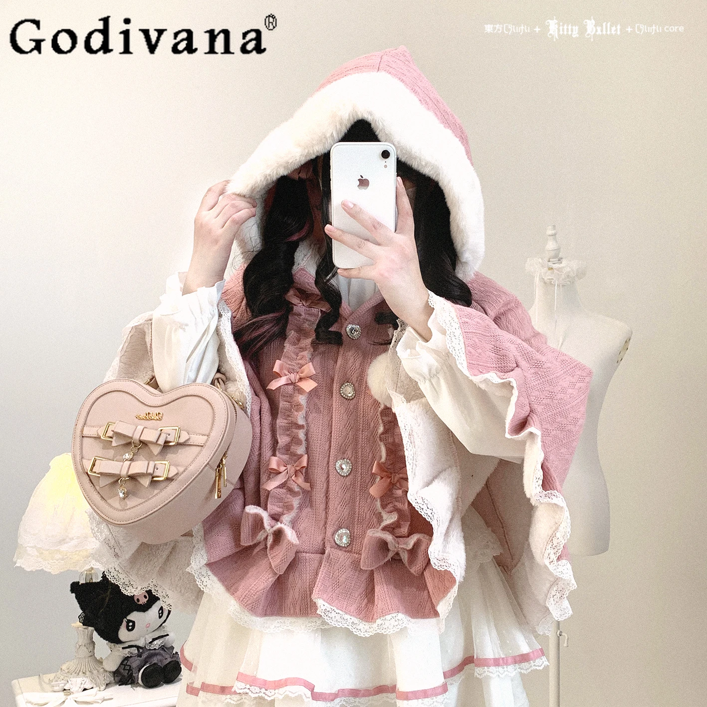 

Оригинальный японский милый плащ с капюшоном в стиле Лолиты, новинка 2025 года, зимняя женская милая кружевная вязаная накидка с бантом, женские пончо, короткая куртка