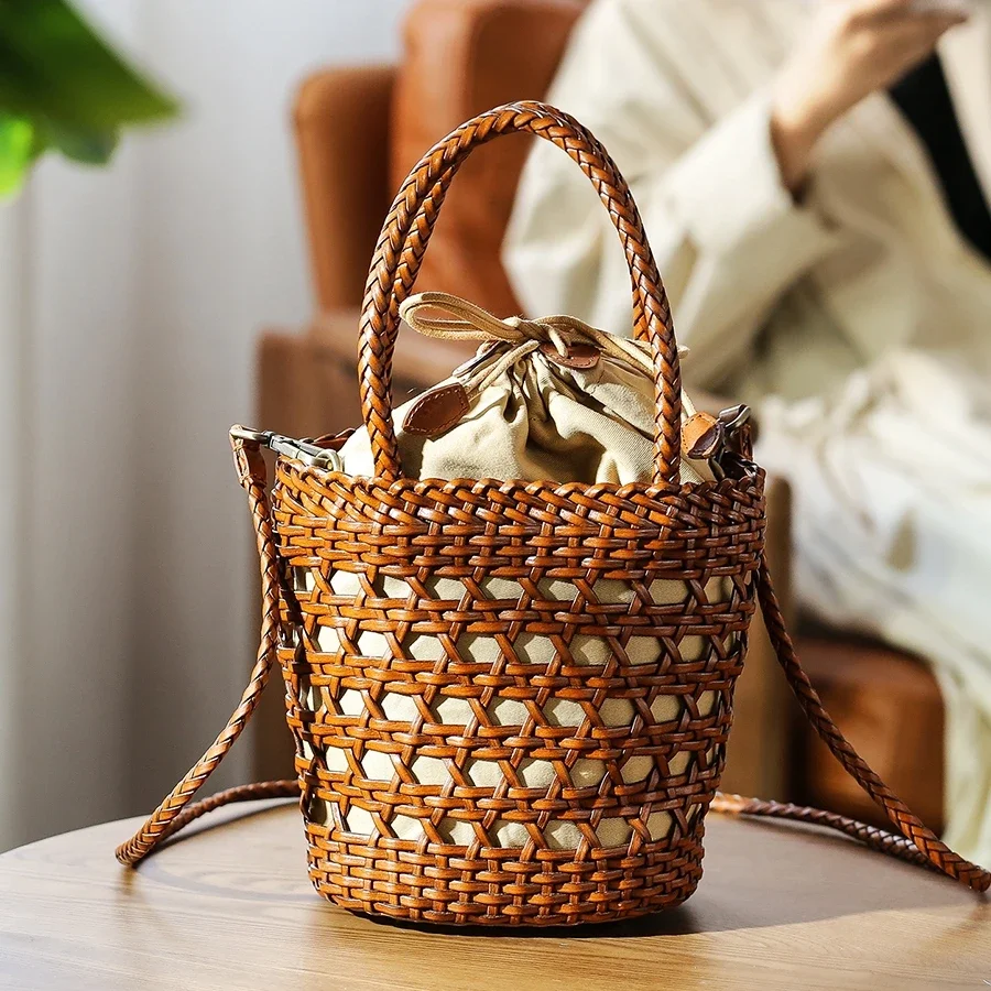 

2025 new women's pu leather fashion hand-woven hollow bucket bag retro genuine leather shoulder messenger bag luxury designer