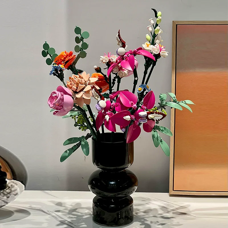 

Конструктор «Романтический букет из розовых цветов» 2026, 749 деталей, креативное украшение для дома, развивающая игрушка для детей, подарок на День святого Валентина