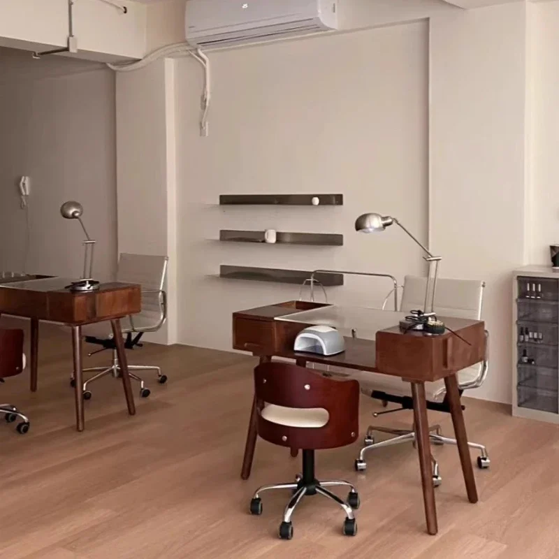 

Designer Makeup Nail Desk Reception Nordic Modern Nail Desk Organizer Cleaning Professionals Square Wood Nageltisch Furniture