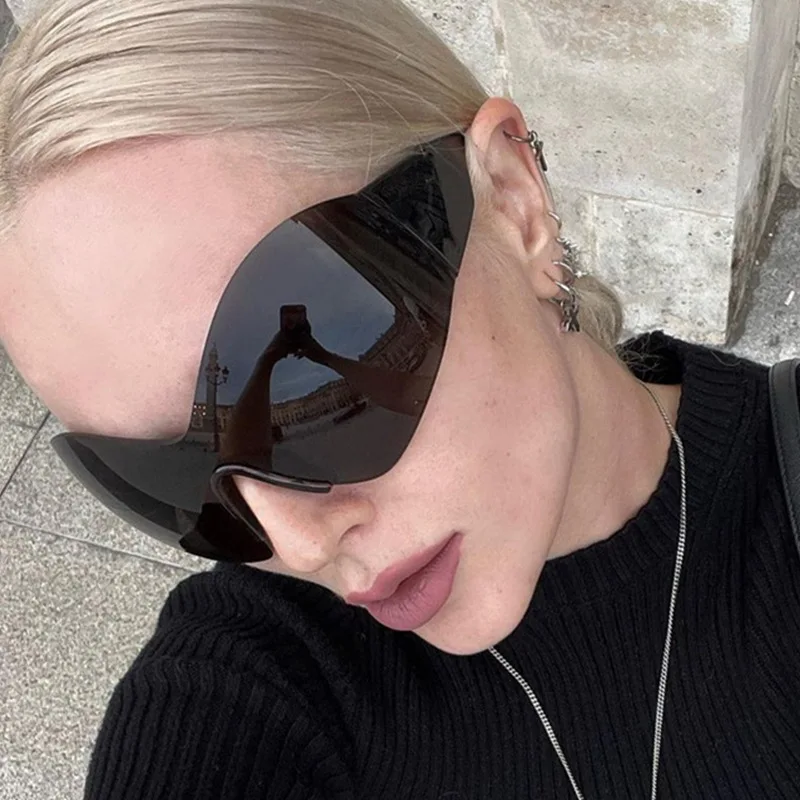 Retro Rimless Oversized Sunglasses Women Fashion Luxury Big Frame One Piece Gradient Sun Glasses Retro Classic Shades UV400