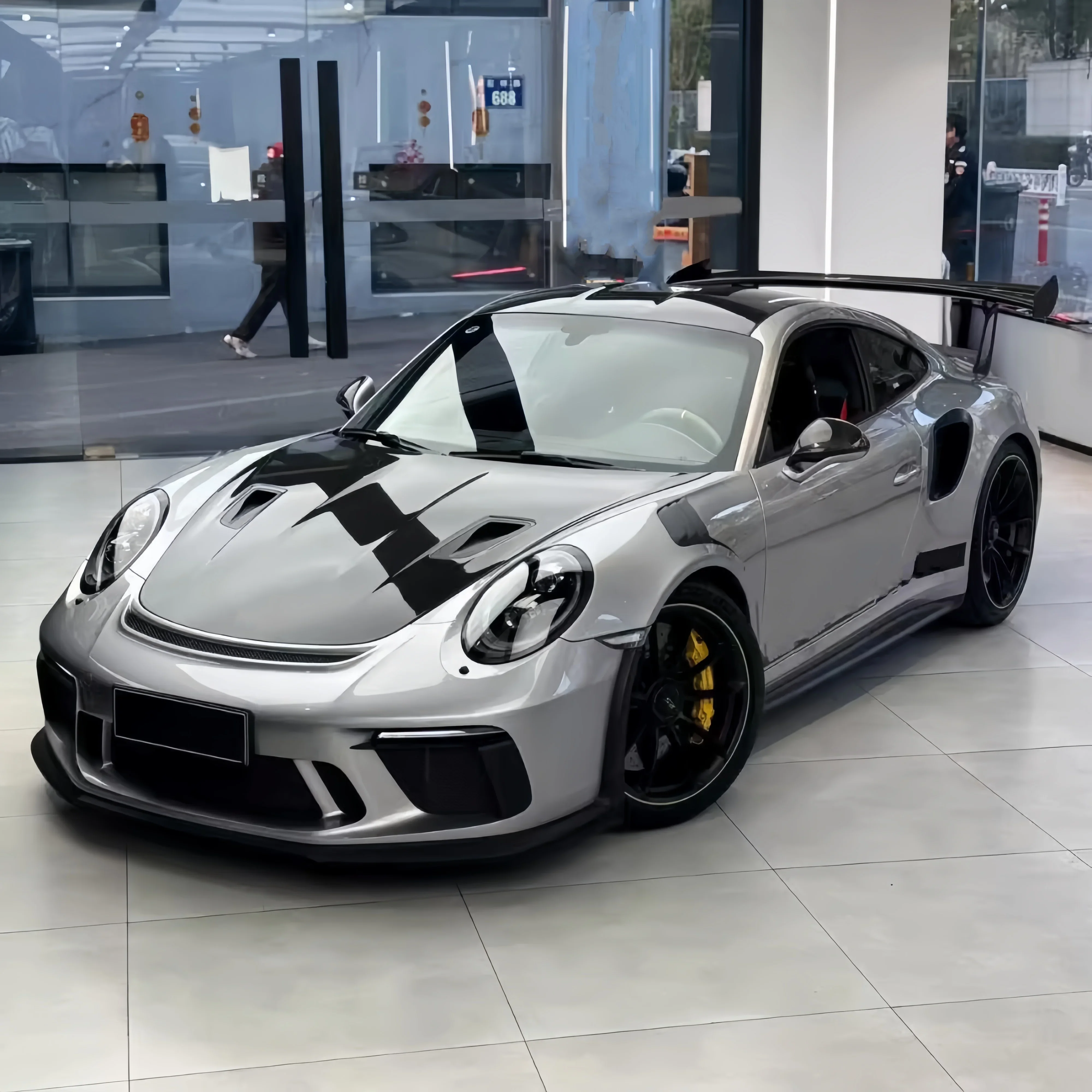 New Dry Carbon Fiber Engine Hood for 911 997 Body Components Upgrade for Specific Models