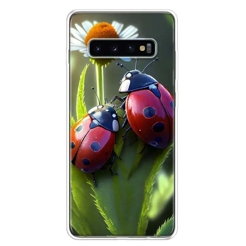 Insect Seven-Star ladybug Phone Case For Samsung Galaxy S24 S22 S23 Ultra S20 FE S10 S21 Plus S10E S9 S8 + Coque Back Cover