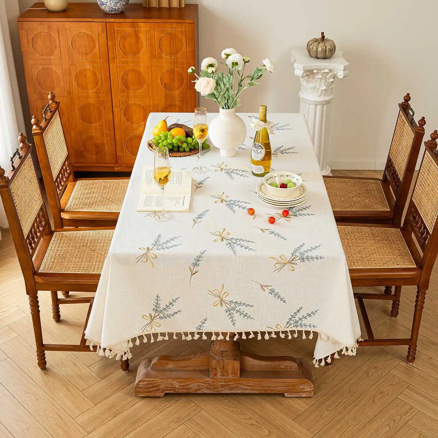Tassel embroidered waterproof tablecloth, thickened cotton and linen fabric, medieval style, pastoral style, multi-color pattern