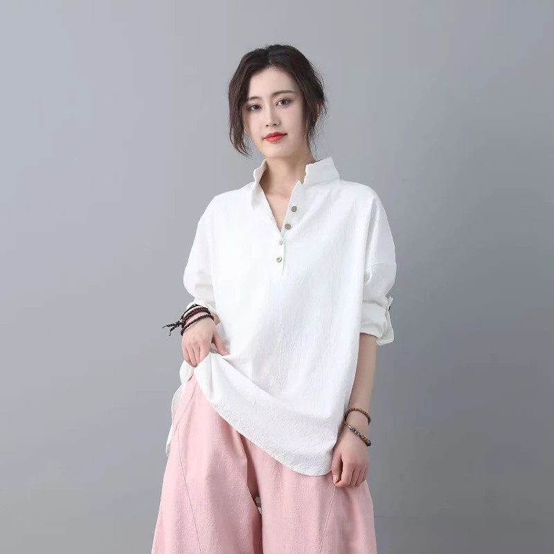 Spring/Summer 2026 Women's White Linen Casual Art Shirt Small Lapel Simple Elegant Fashionable Slimming Top for Women