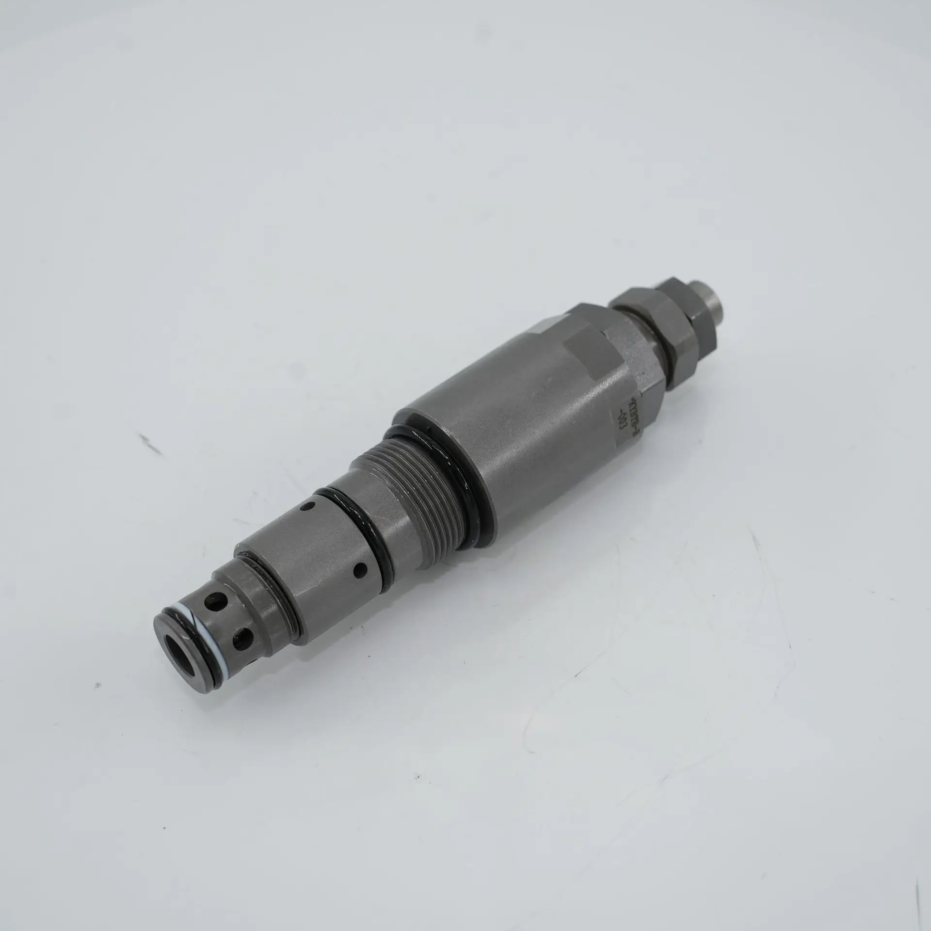 

XJBN-17400 Подходит для деталей экскаватора редукционного клапана основного пистолета R215-7