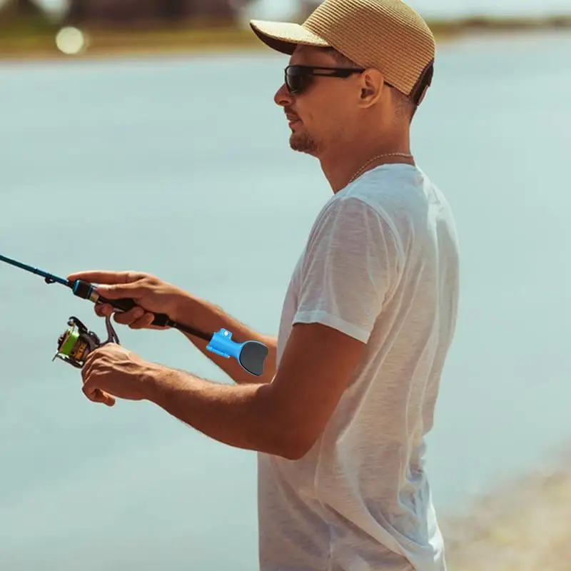 ตัวยึดคันเบ็ดตกปลาที่ยึดอุปกรณ์ป้องกันแขนที่จับยึดข้อมือศีรษะที่ยึดจับส่วนที่เหลือของเบ็ดตกปลาน้ำหนักเบา