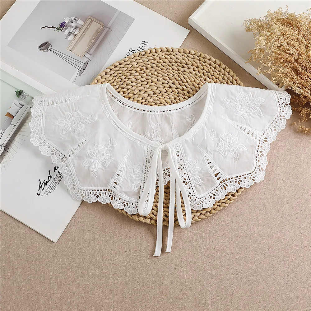 Women Bowknots Fake Collars Hollow Embroidered Lace White False Collar Women Detachable Collars Shirt Neckwear Accessories