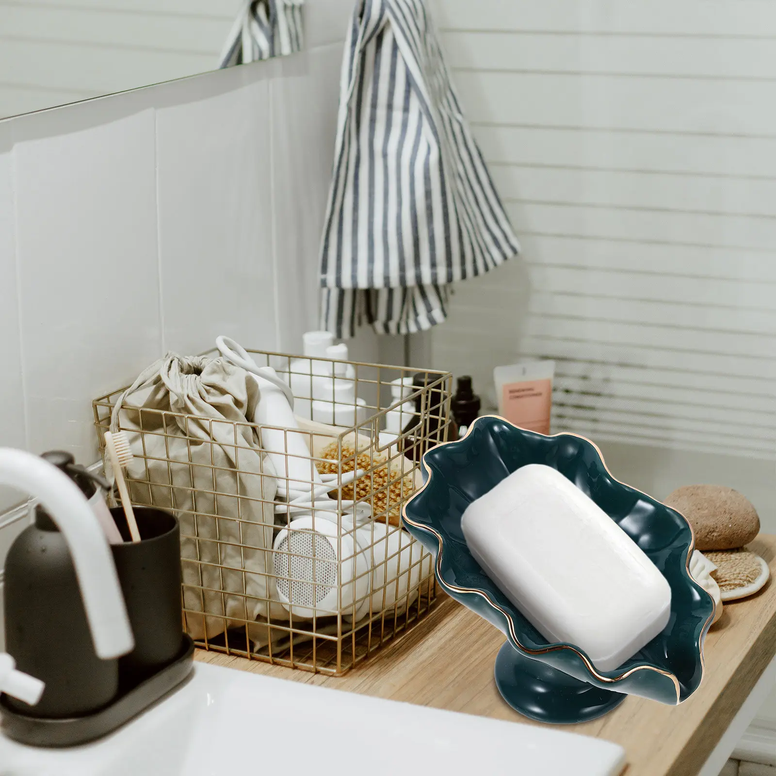 Ceramic Soap Dish Lotus Leaf Motif Self Draining Soap Holder for Bathroom Kitchen Bar Shower Decorative Countertop Drainable