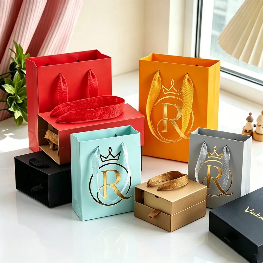 

50Pcs Custom Logo Luxury Jewelry Tote Bags 10x10x10cm Film Bright Paper Gift Bags with Handles Wedding Favor Earrings Rings Bags