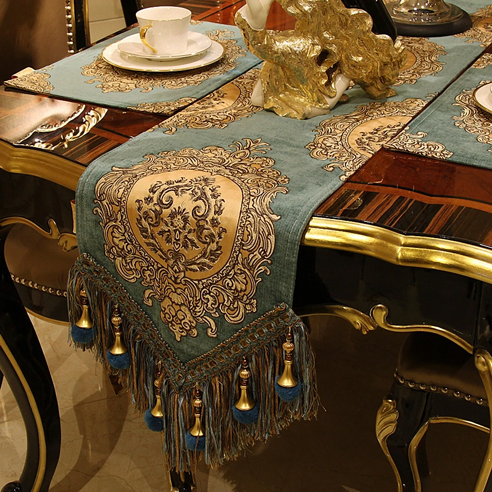 

Dark Green Luxury Jacquard Table Runner High Density 3D Embroidery Tablecloth Table Cover European Classical Dining Table Decor