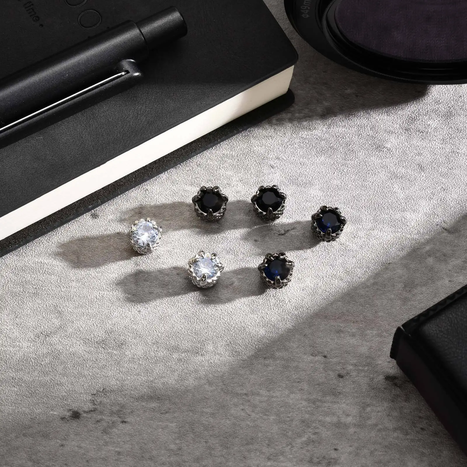 Vintage Dragon Claw Magnetic Ear Clip for Men,Punk Round Zircon Small Metal Earring,Cool No Ear Hole Jewelry Gift view 3