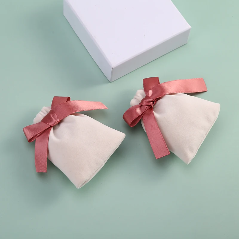 10pcs/Lot 7x9cm Jewelry Packing Ribbon Velvet Bags Gift Display Packing Storage Wedding Candy Drawstring Pouches Wholesales