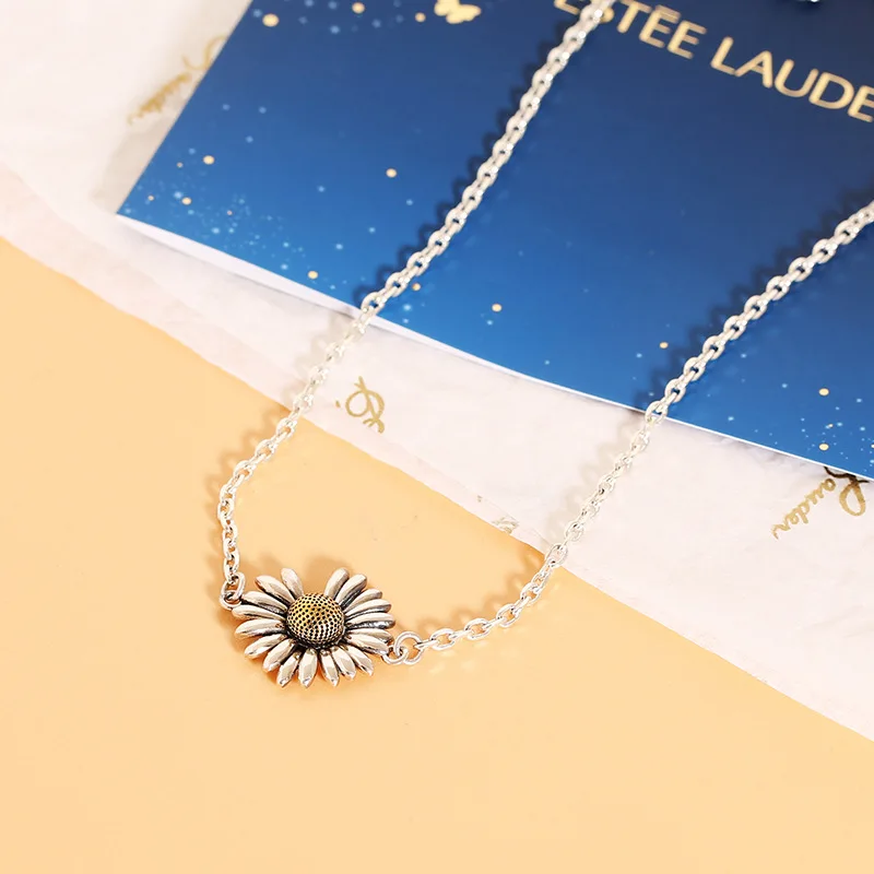 

S925 silver necklace elegant women's daisy clavicle chain hip hop niche simple japanese and korean retro