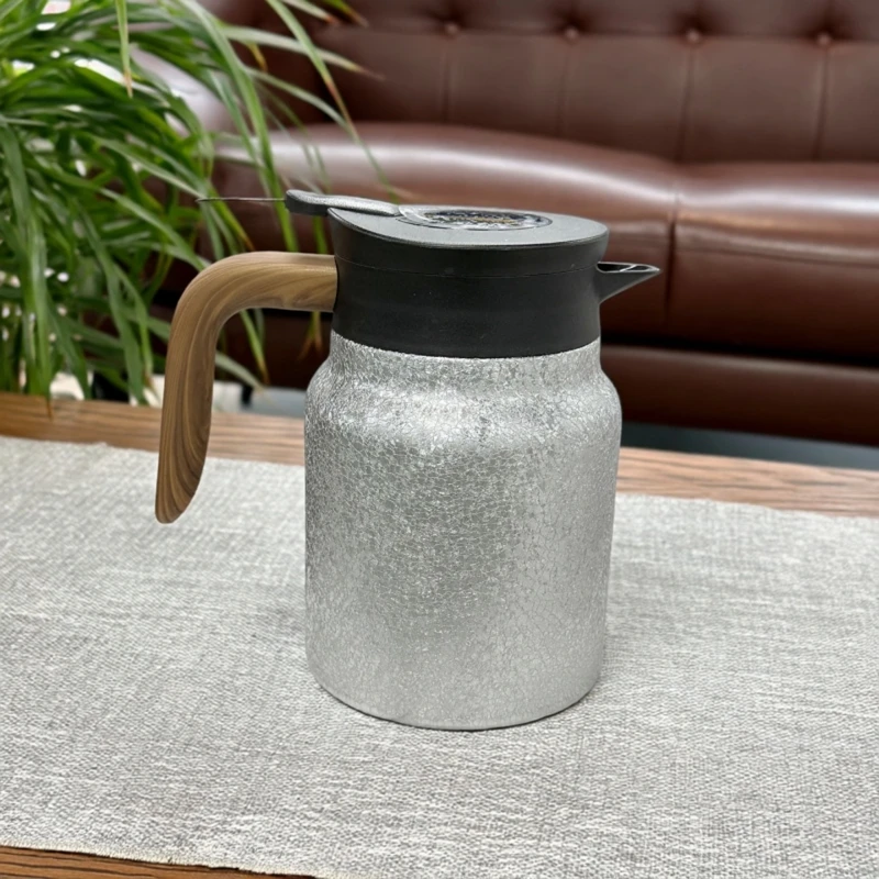 4-Season Insulated Water Bottle - Digital Display Titanium Flask for Hot & Cold Drinks, Home Use Smart Thermos