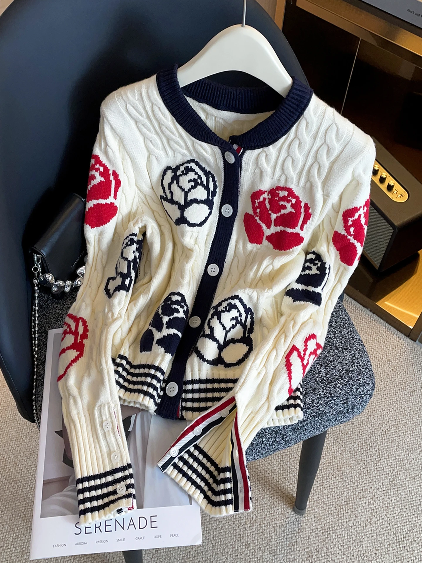 

Высококачественный женский вязаный свитер, кардиган в полоску, осень-зима, модный свитер для поездок на работу, средний мягкий длинный све