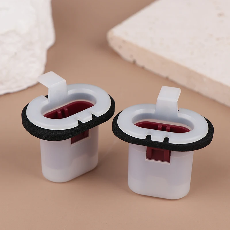 2Pcs Rear Seat Buckle Retainer Clips For  March Sylphy Sunny Livna Tiida 883042DX0A