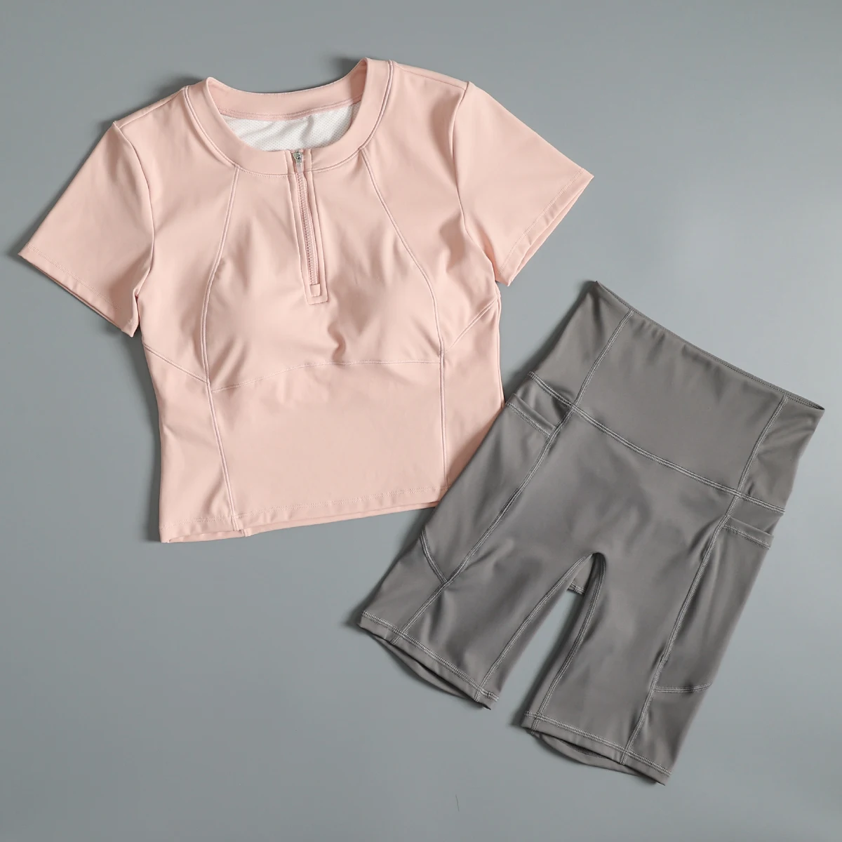 

Yoga suit tops for women's sports suit Pilates short-sleeved fitness beautiful high-end new high-end summer training suit