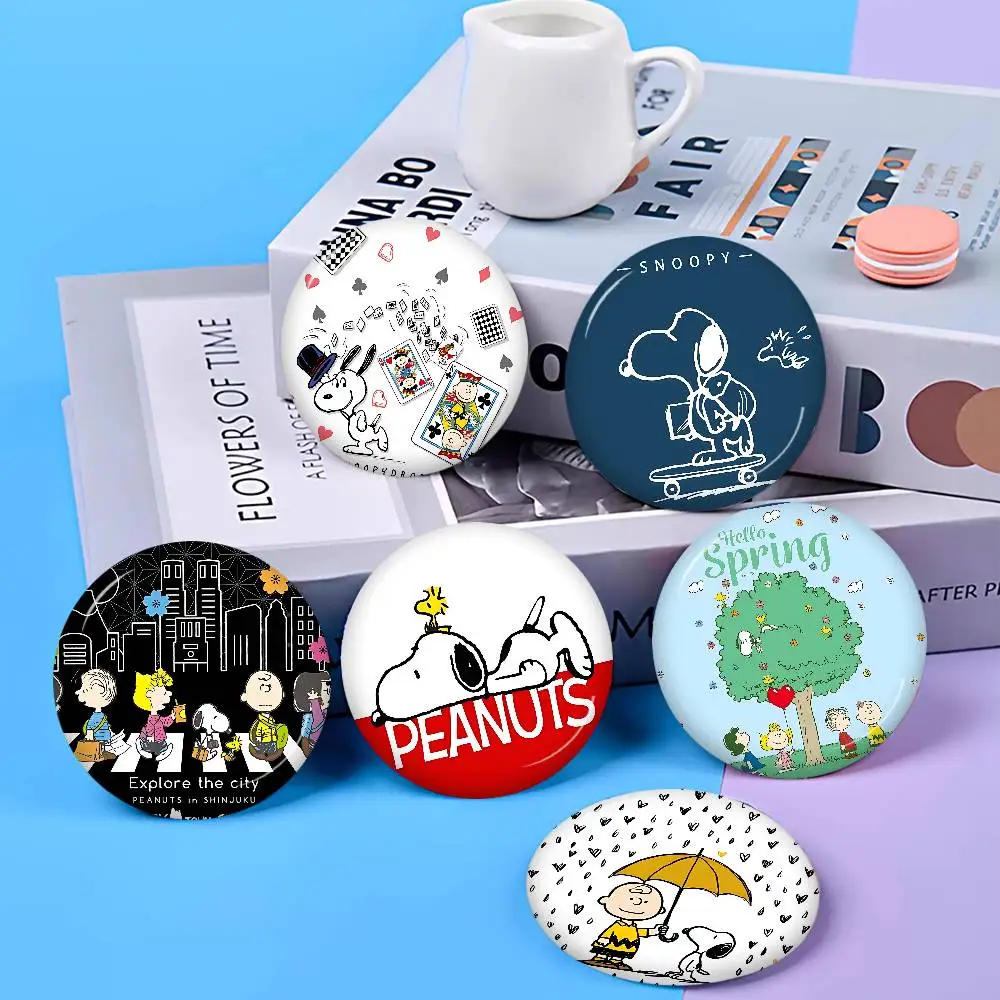 S-Snoopy Cartoon Soft Button Pin Bright Printed Icon Gift For Friends Badge Collar Brooch Lapel Pin Metal