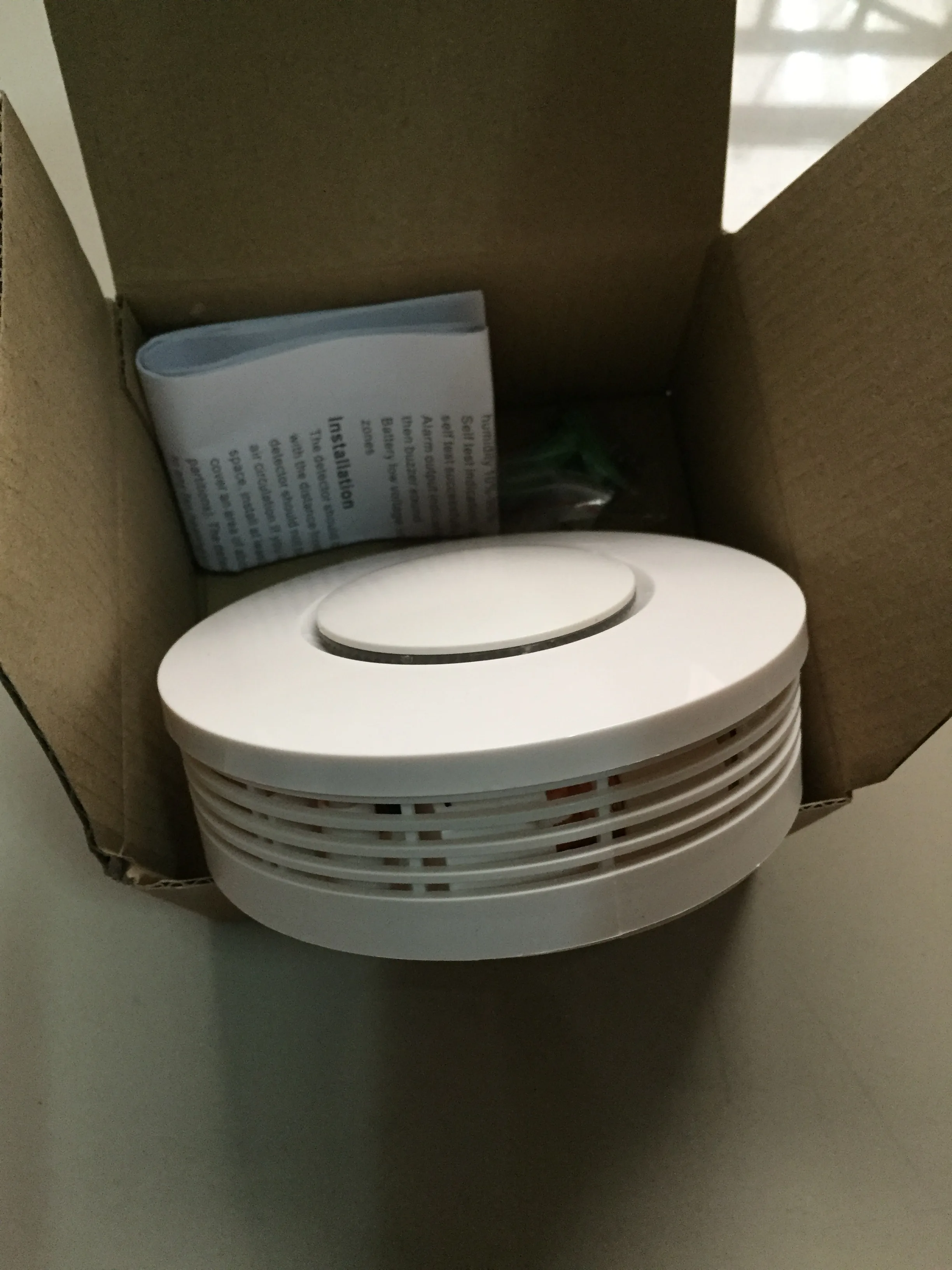 Photoeletric Wired Smoke Sensor Fire Alarm Detector Wired cable connected with Alarm Host 24 hours Zone