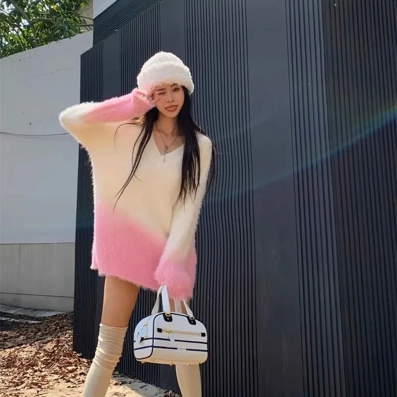 Mink Velvet Knitted Sweater For Women's Autumn Gradient Color Gentle And Sweet V-neck Loose Fitting Long Sleeved Sweater Top