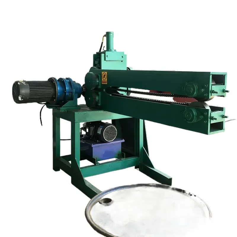 Hydraulic scrap metal cutting machine for rotary equipment of chemical iron drums