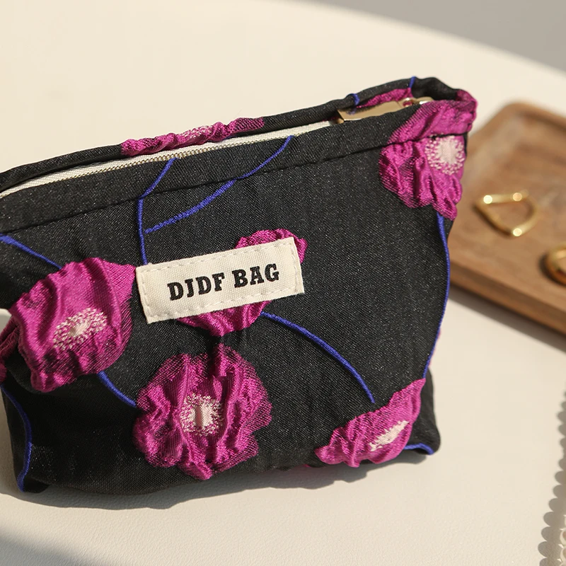 Women\'s Cosmetic Bag Small Purple Flowers Large Capacity Cosmetic Lipstick Storage Bag Portable Coin Purse Commuter Card Holder