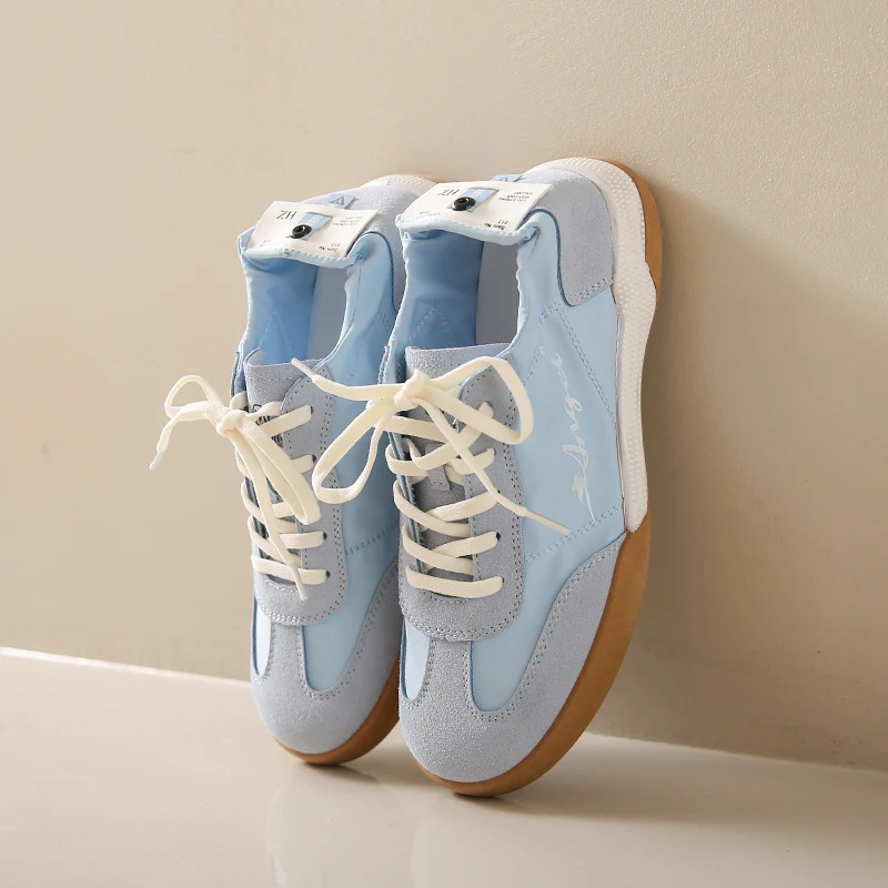 New Women Canvas Shoes Low Top Lace Up Female Sneaker Girls Students Footwear Candy Colors Summer Spring Autumn