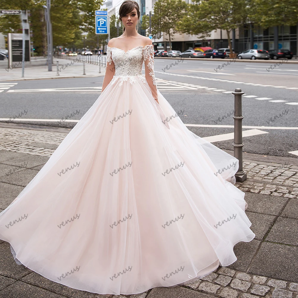 Robe de mariée A-ligne en tulle à plusieurs niveaux, robes de train de balayage, charmantes appliques de dentelle, patients, fête formelle, robe éducative