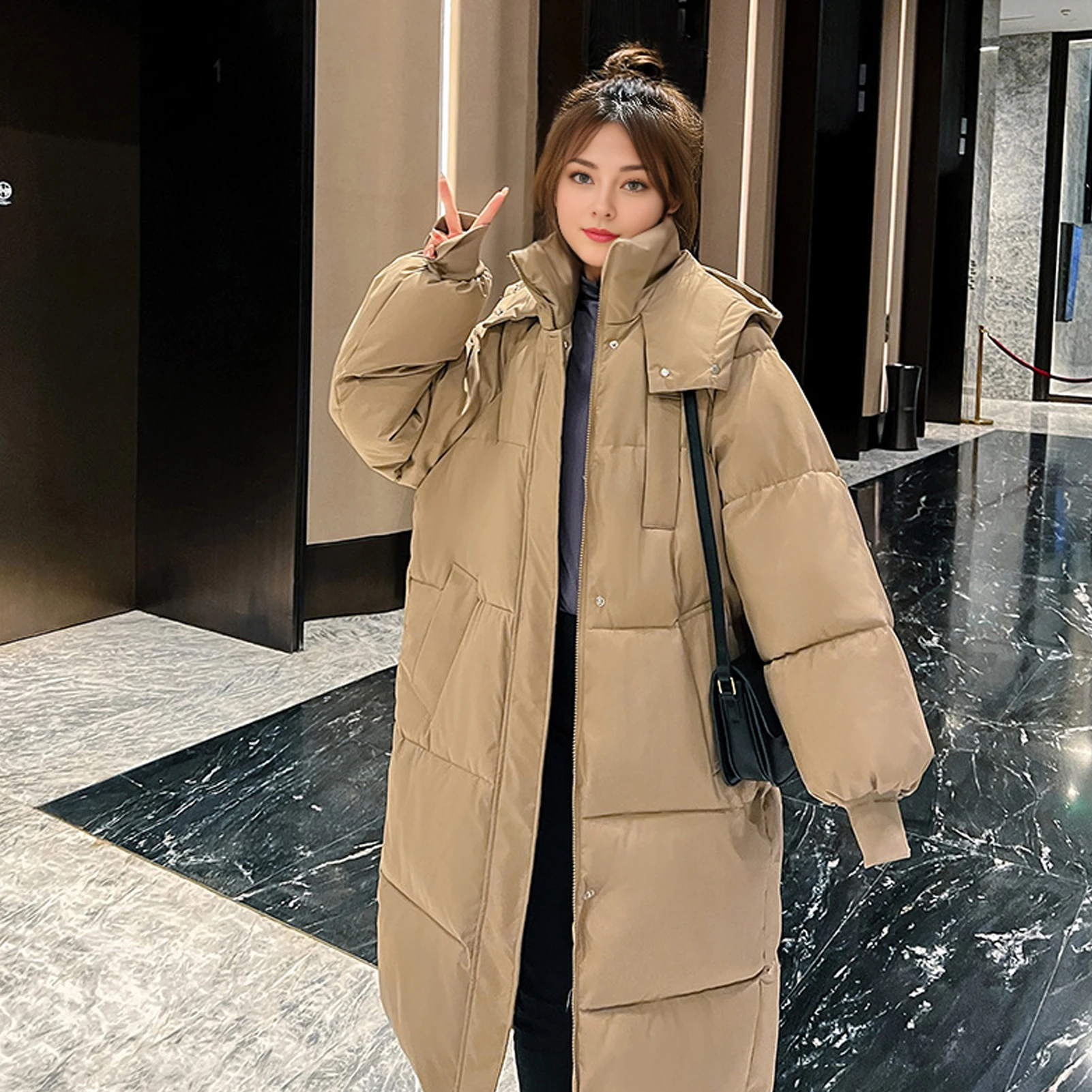 New Winter Jacket Parkas Women Glossy Down Cotton Jacket Hooded Parka Warm Female Cotton Padded Jacket Casual Outwear