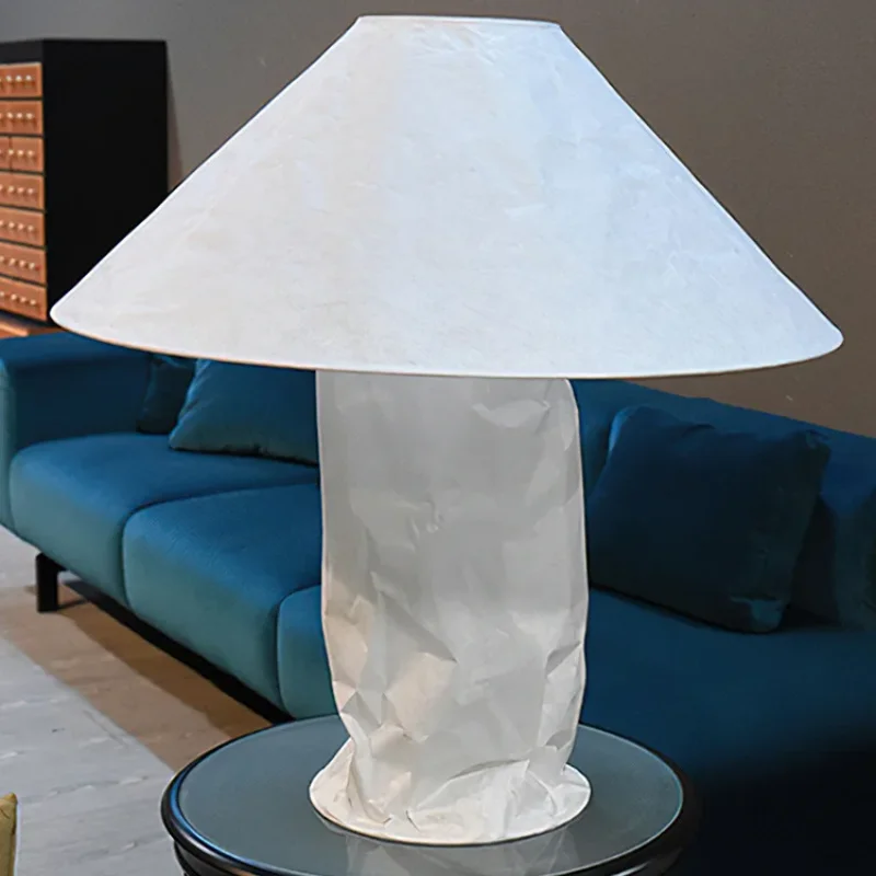 Japońska cicha lampa stołowa designerska w stylu Nordic Living Room hotelowa sypialnia średniowieczna lampa podłogowa kreatywna sztuka